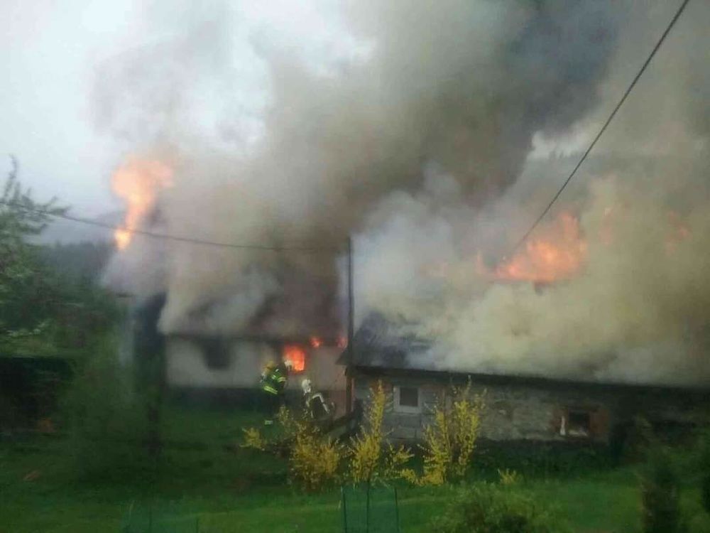 FOTO: Požiar drevenice v obci Korňa 16.5.2021, foto 5