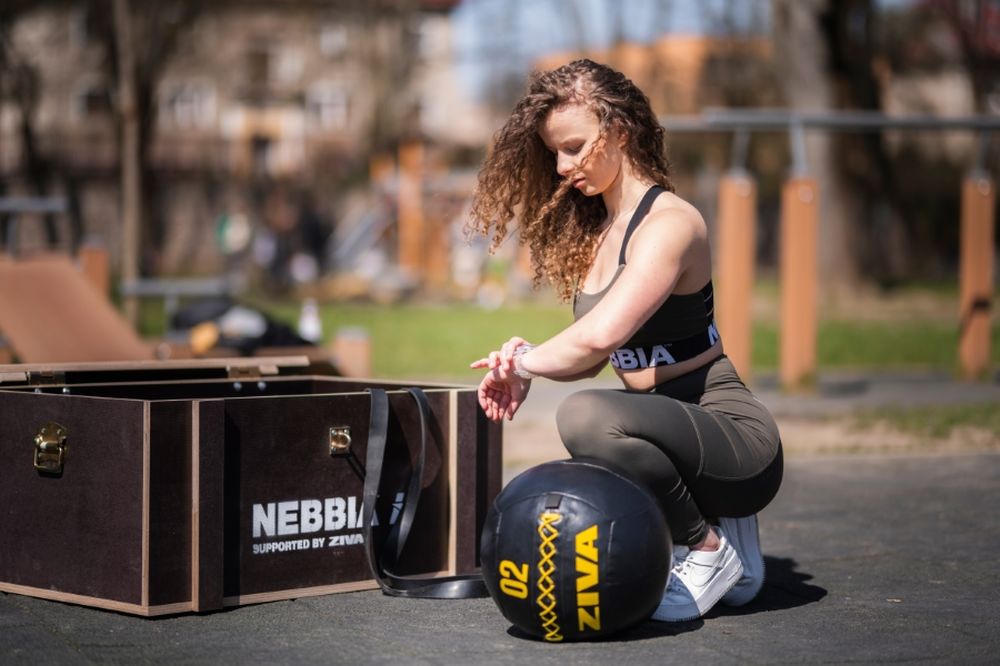FOTO: Žilinská fitness značka darovala obyvateľom workout box s pomôckami na cvičenie , foto 6