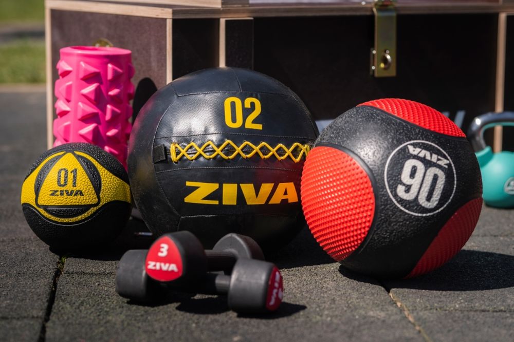 FOTO: Žilinská fitness značka darovala obyvateľom workout box s pomôckami na cvičenie , foto 14
