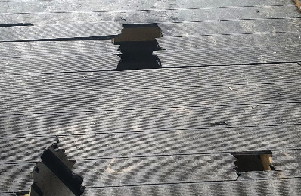 FOTO: Vandali poškodili nedávno dokončený most na novej cyklotrase Žilina - Terchová, foto 3