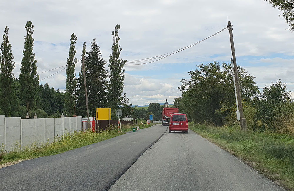 FOTO: Oprava cesty medzi obcami Višňové a Turie, foto 3
