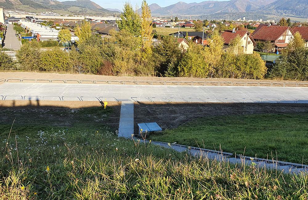 FOTO: Nové parkovisko pri žilinskom vodnom diele takmer dokončili, foto 3