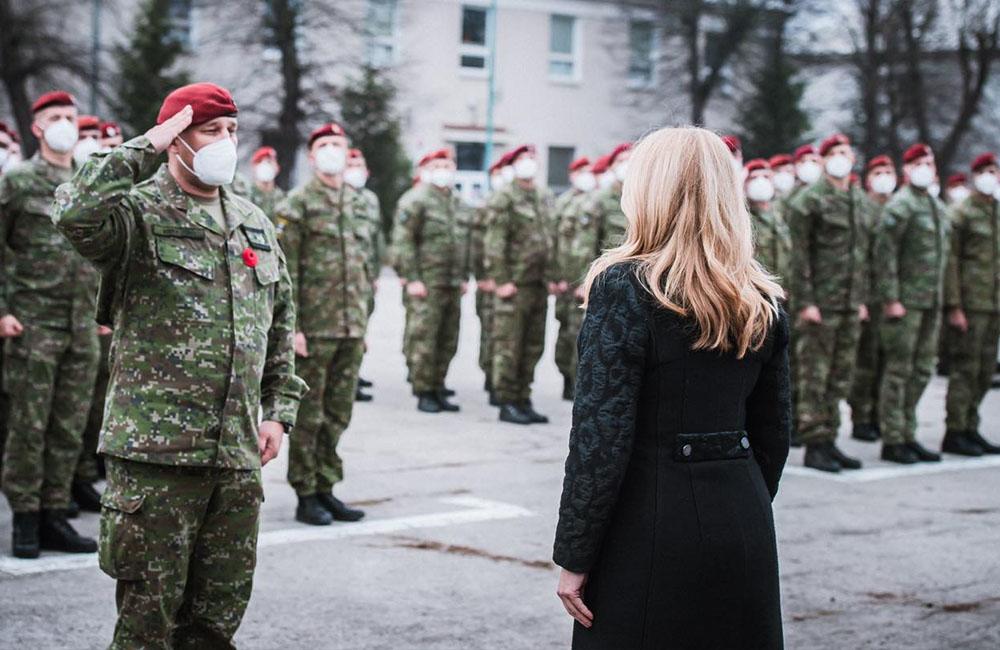FOTO: Návšteva prezidentky Zuzany Čaputovej v žilinskom 5. pluku špeciálneho určenia, foto 5