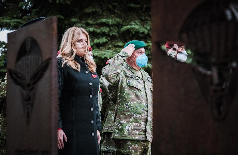 FOTO: Návšteva prezidentky Zuzany Čaputovej v žilinskom 5. pluku špeciálneho určenia, foto 7