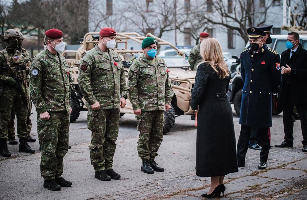 FOTO: Návšteva prezidentky Zuzany Čaputovej v žilinskom 5. pluku špeciálneho určenia, foto 1