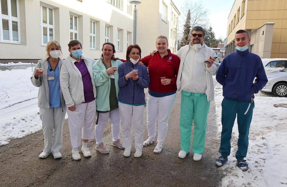 FOTO: Žilinská nemocnica potešila personál na Druhý sviatok vianočný, foto 8