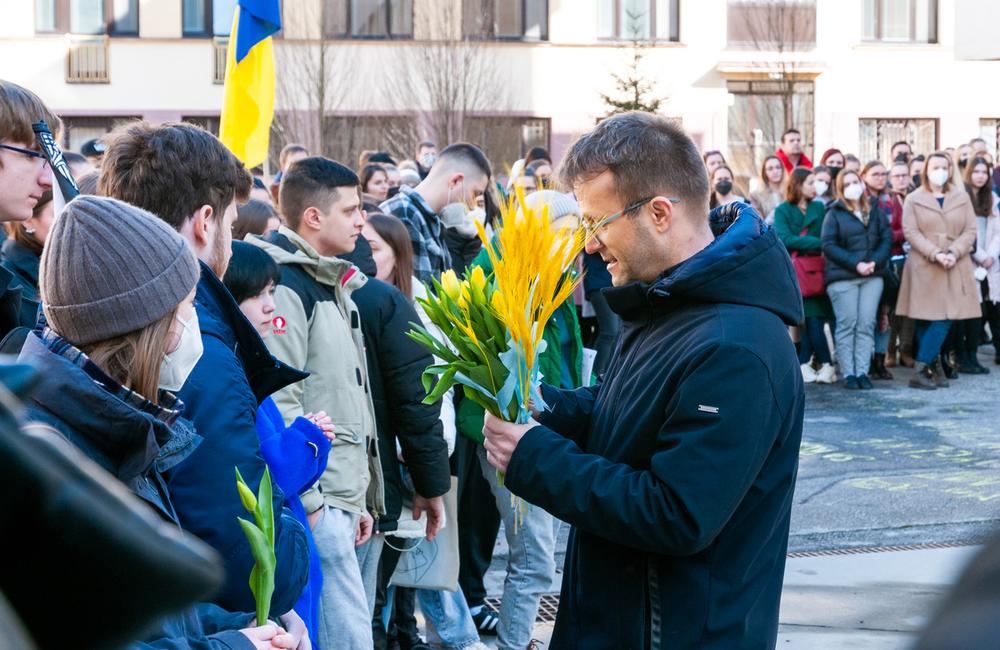 FOTO: Katolícka univerzita v Ružomberku vyjadrila podporu pre Ukrajinu, foto 3