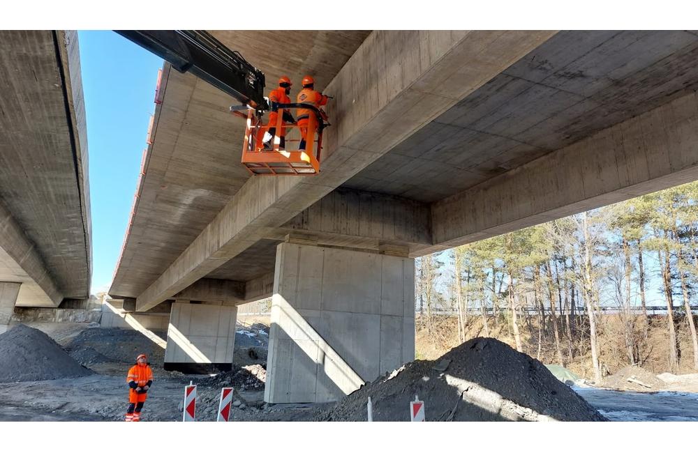 FOTO: Výstavba nového diaľničného mosta Podbanské na Liptove, foto 1