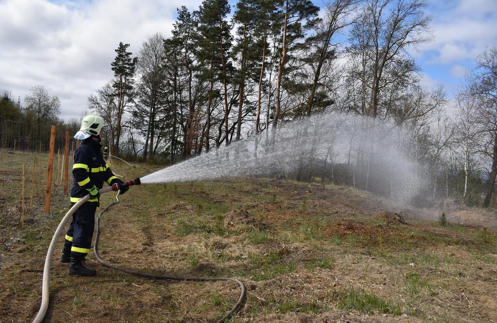 FOTO: Taktické cvičenie dobrovoľných hasičov z Rosiny a Trnového 23. apríla 2022, foto 6