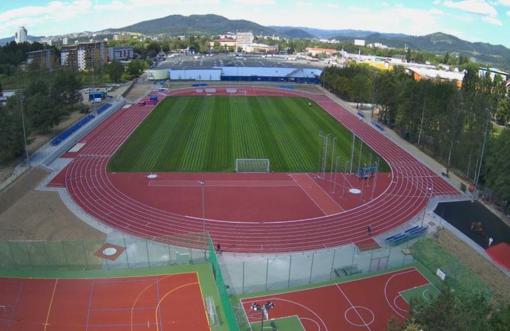 FOTO: Nový atletický štadión v areáli Žilinskej univerzity v Žiline, foto 2