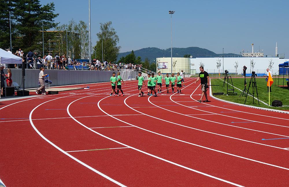 FOTO: Nový atletický štadión za viac ako 2 milióny eur v Žiline bol slávnostne otvorený, foto 3