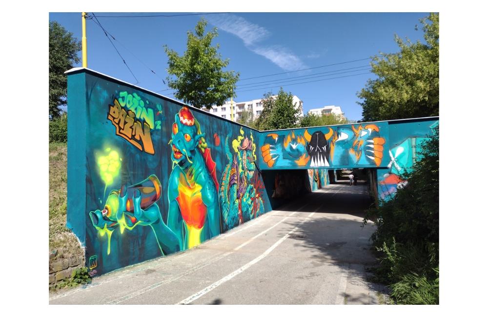 FOTO: Podchod na sídlisku Vlčince skrášlilo viac ako 30 street a graffiti umelcov z celého Slovenska, foto 36