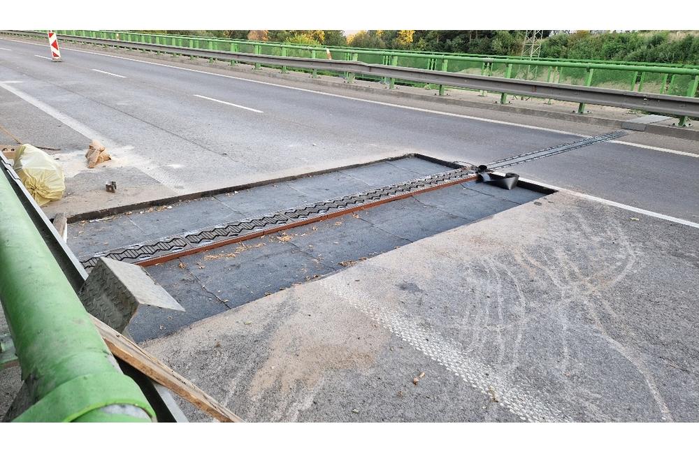 FOTO: Aktuálny priebeh prác na rekonštrukcii mostných záverov na ceste I/18 pri Celulózke v Žiline, foto 9