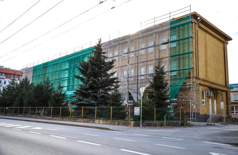 FOTO: Strednú odbornú školu elektrotechnickú v Žiline rekonštruujú a rozširujú za 2,8 milióna eur, foto 2