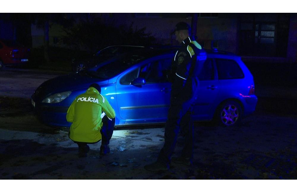 FOTO: Opitý vodič unikal hliadke mestskej polície zo Soliniek na Vlčince, foto 4