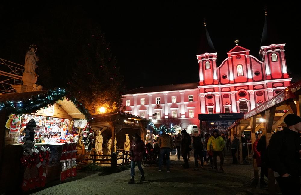 FOTO: Vianočné trhy 2022 v Žiline odštartovali, foto 5