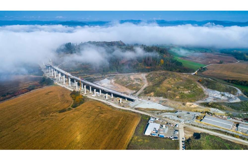 FOTO: Národná diaľničná spoločnosť zverejnila svoje najnovšie zábery z výstavby diaľnice D1 zachytené dronom, foto 17