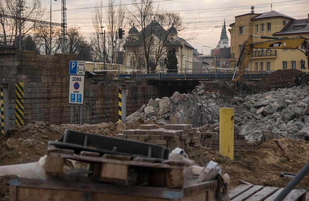 FOTO: Most na Kysuckej ulici začali búrať, foto 5