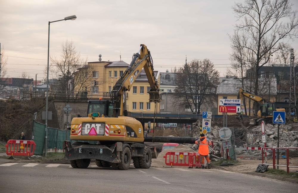 FOTO: Most na Kysuckej ulici začali búrať, foto 10