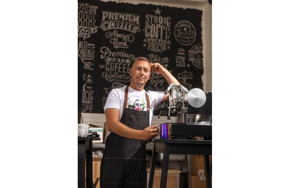 FOTO: Kávičkár Marián Galuška a 9 Grams Coffee, foto 4