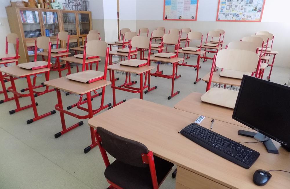 FOTO: Nové vybavenie, ktoré škola kúpila z finančného daru Kanaďana Louisa Gazdarica, foto 3