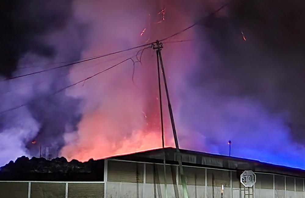 FOTO: Požiar haly v Hornom Hričove 23. januára 2023, foto 9