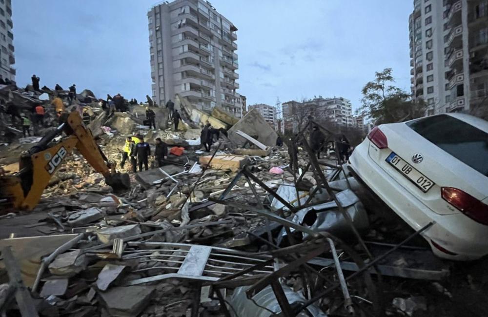 FOTO: Žilinskí hasiči pomáhajú Tureckým občanom po masívnom zemetrasení, foto 3