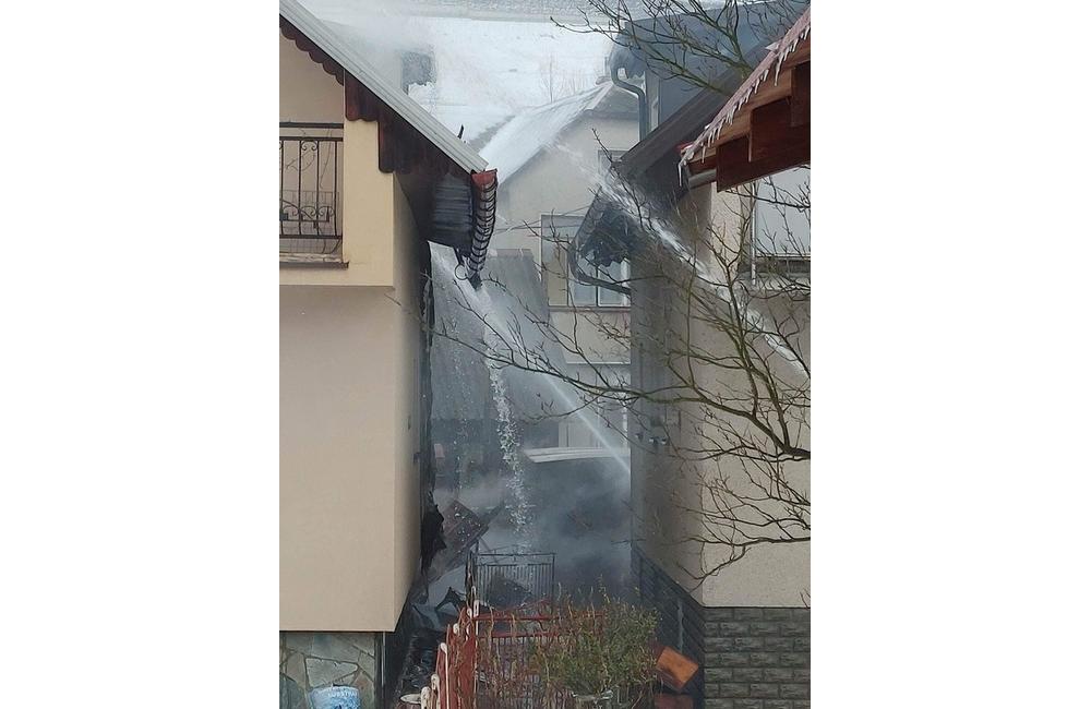 FOTO: Požiar v obci Skalité 28. marca 2023, foto 6