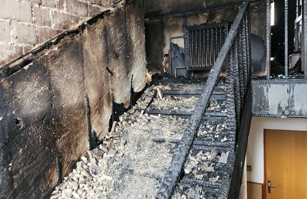 FOTO: Stav rodinného domu na Kysuciach po rozsiahlom požiari, foto 5