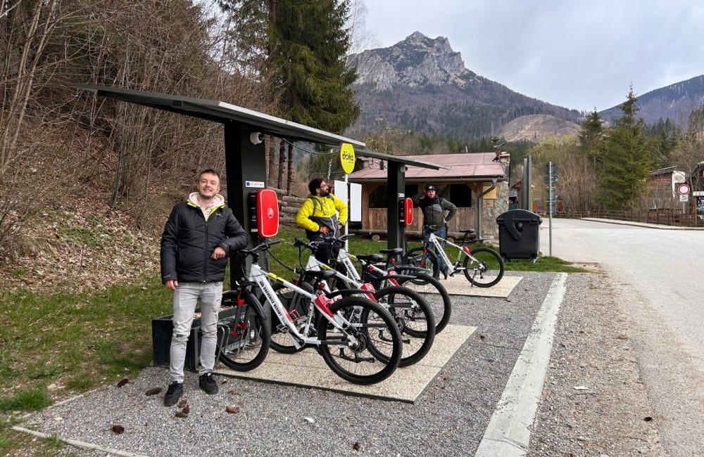 FOTO: Nové zdieľané horské elektrické bicykle v Terchovej, foto 6
