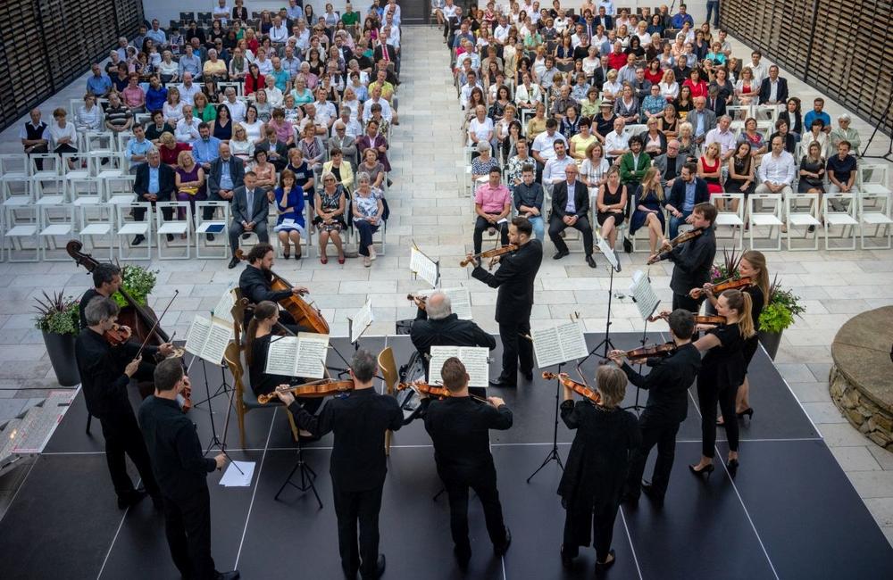 FOTO: Nadupané leto v Château Gbeľany, foto 2
