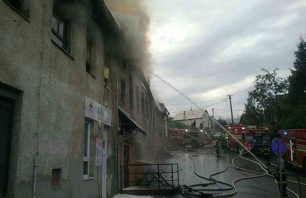 FOTO: Požiar kultúrneho domu v Budatínskej Lehote, foto 7