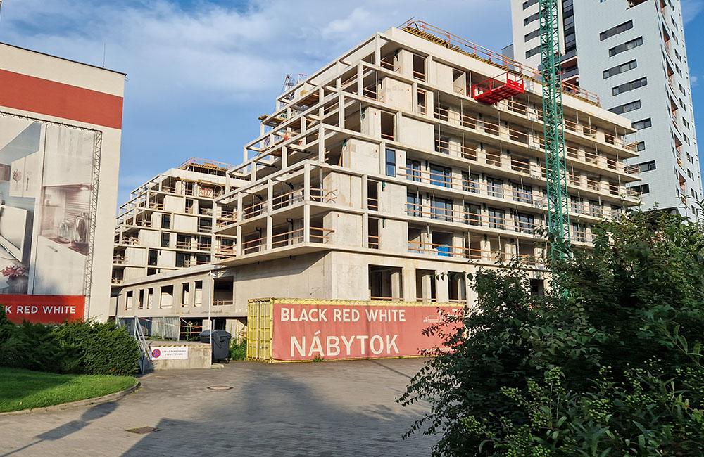 FOTO: Na ulici Vysokoškolákov v Žiline vyrástol nový bytový komplex Euroterrace, foto 2