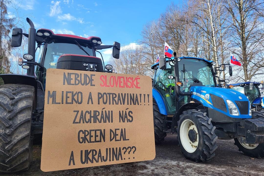 FOTO: Protesty farmárov v Žilinskom kraji 22. februára, foto 2