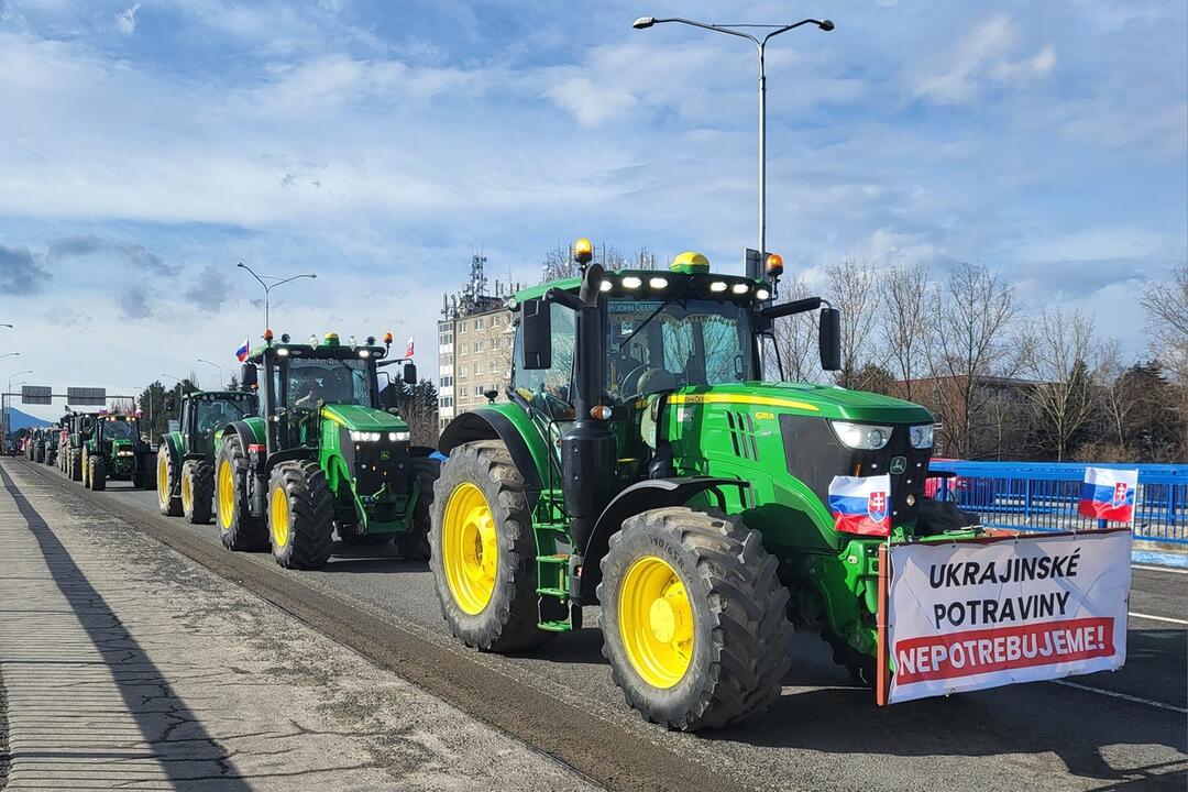 FOTO: Protesty farmárov v Žilinskom kraji 22. februára, foto 19
