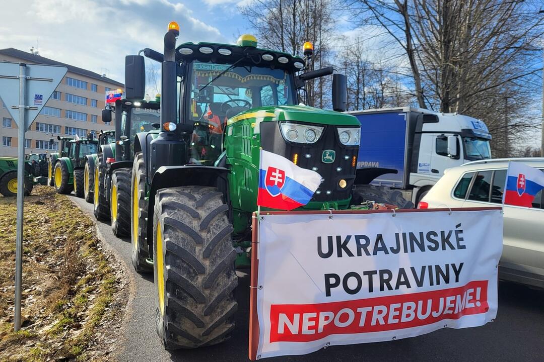 FOTO: Protesty farmárov v Žilinskom kraji 22. februára, foto 21