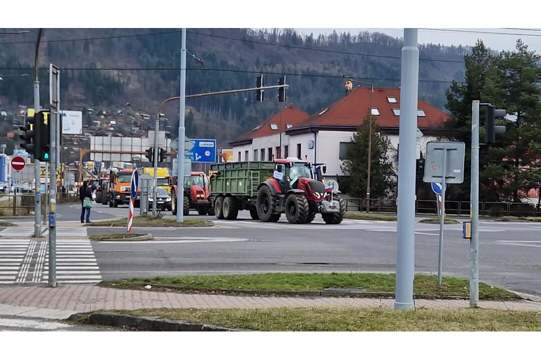 FOTO: Protesty farmárov v Žilinskom kraji 22. februára, foto 3
