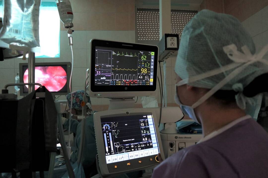 FOTO: V žilinskej nemocnici operovali zriedkavý nádor, foto 1