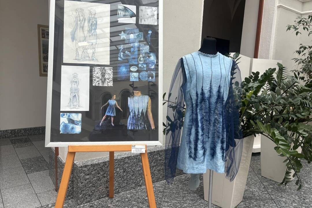 FOTO: Pozrite si výstavu moderných odevov z ľanového plátna, foto 6