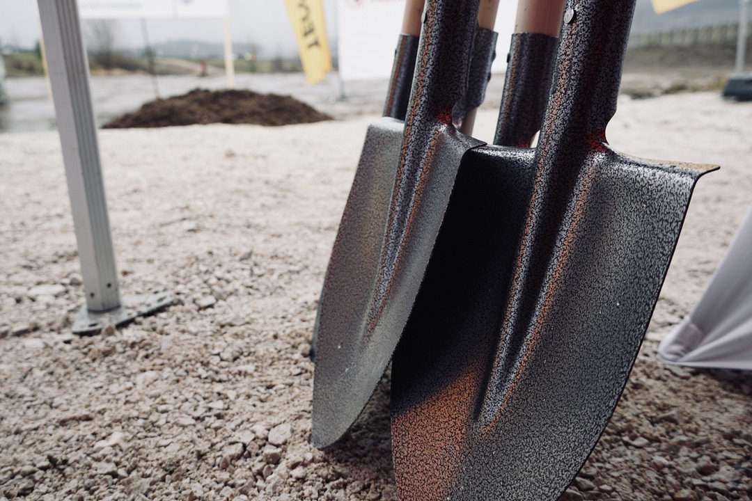 FOTO: Do regiónu mieri svetový výrobca zasnežovacej techniky. Nový areál postaví pri Žiline, foto 11