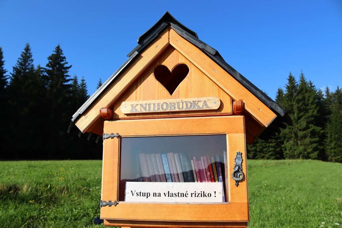 FOTO: Obrovské vyhliadkové lavičky na Kysuciach. Ako sa k nim dostanete?, foto 12
