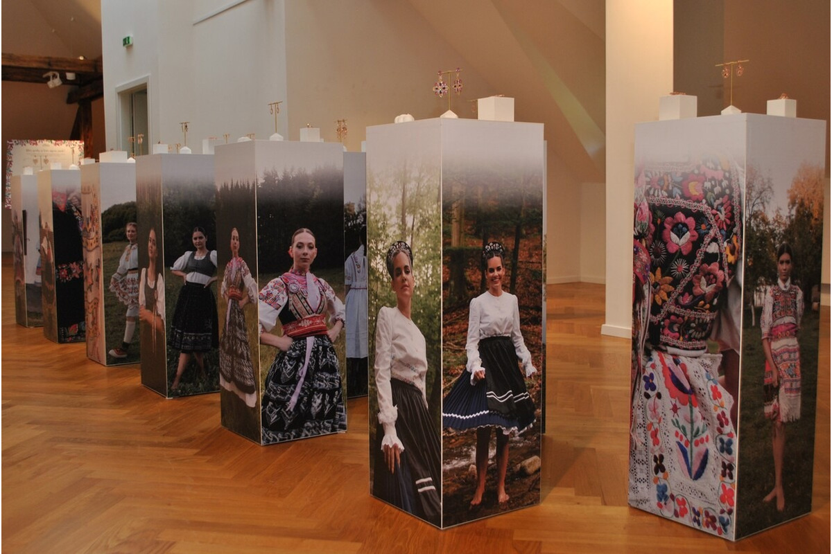 FOTO: Známa šperkárka Petra Toth vystavuje na Kysuciach, foto 3