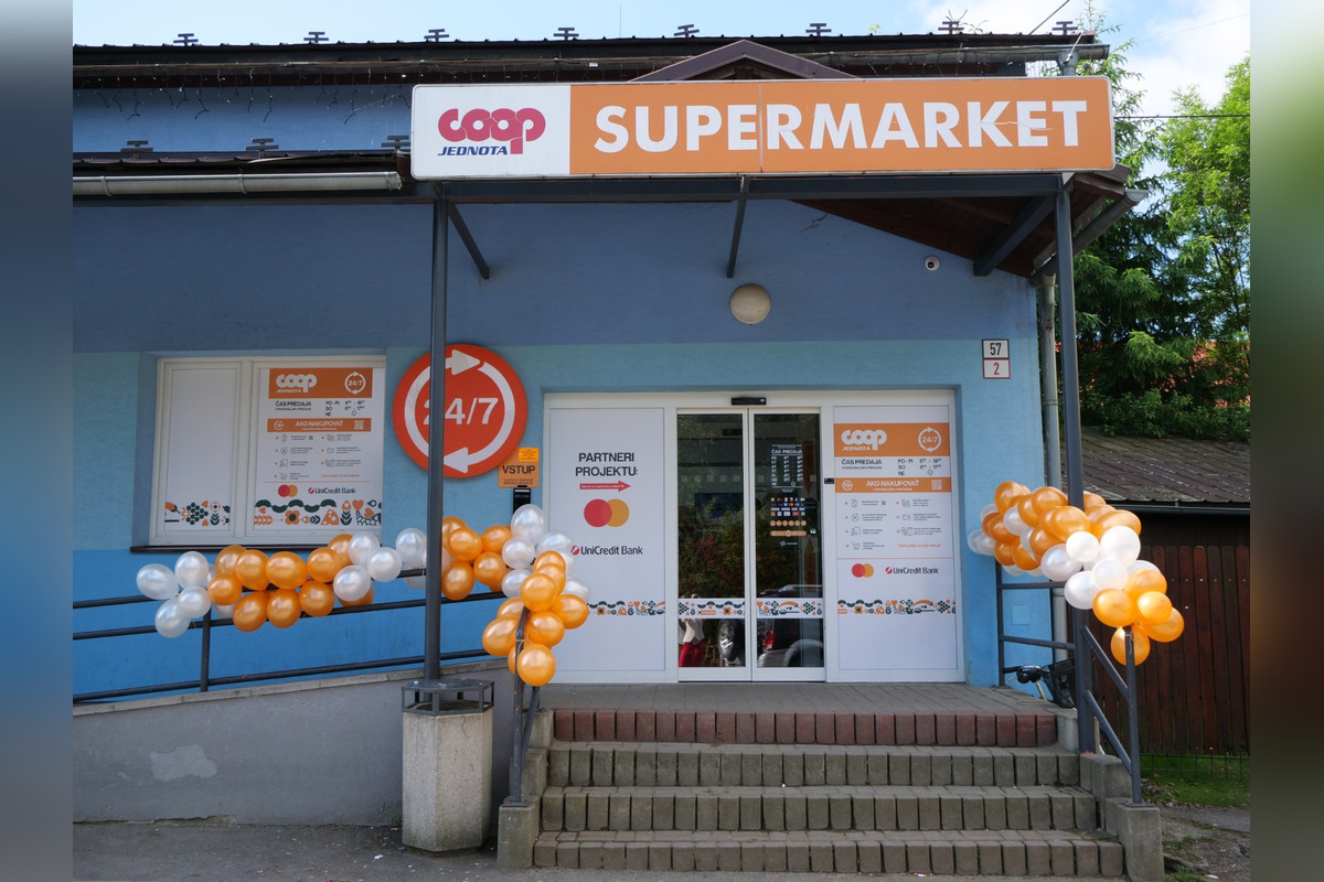FOTO: Nová nonstop predajňa v Hruštíne, foto 3