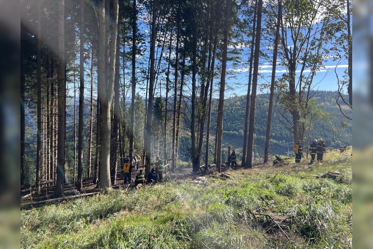 FOTO: Lesný požiar na Kysuciach, foto 25