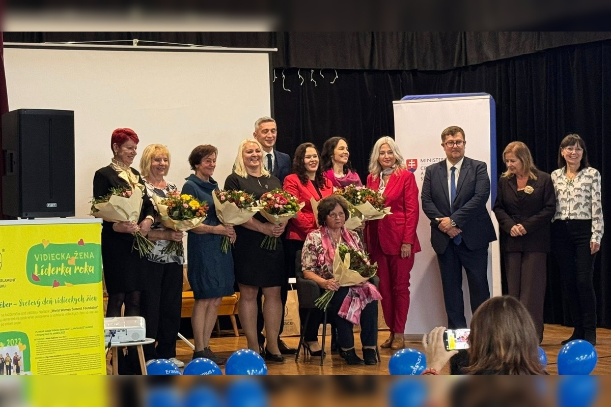 FOTO: Vidieckou ženou roka sa stala rezbárka Daniela z Oravy, foto 5