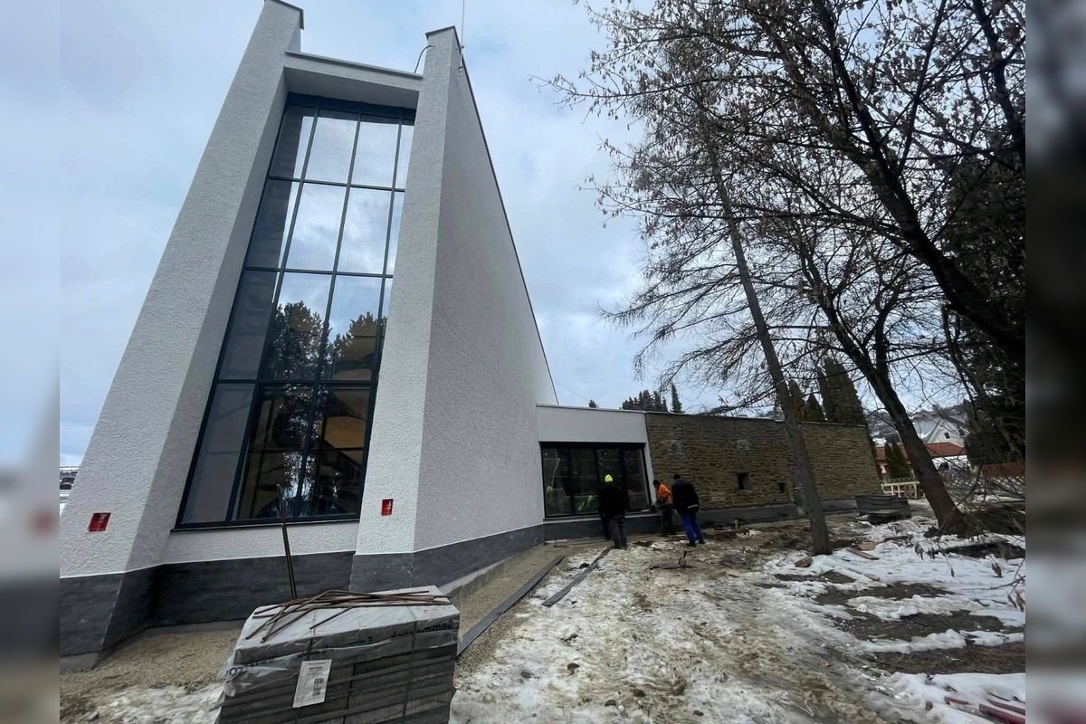 FOTO: Nový dom smútku v Dolnom Kubíne, foto 9