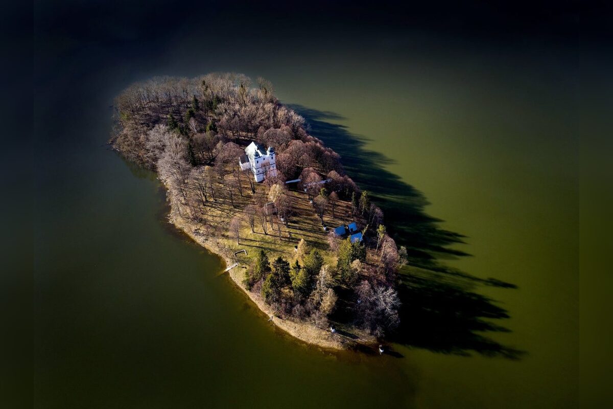 FOTO: Na Slanickom ostrove umenia sa začne obnova kostola za viac ako 1,9 milióna eur, foto 3