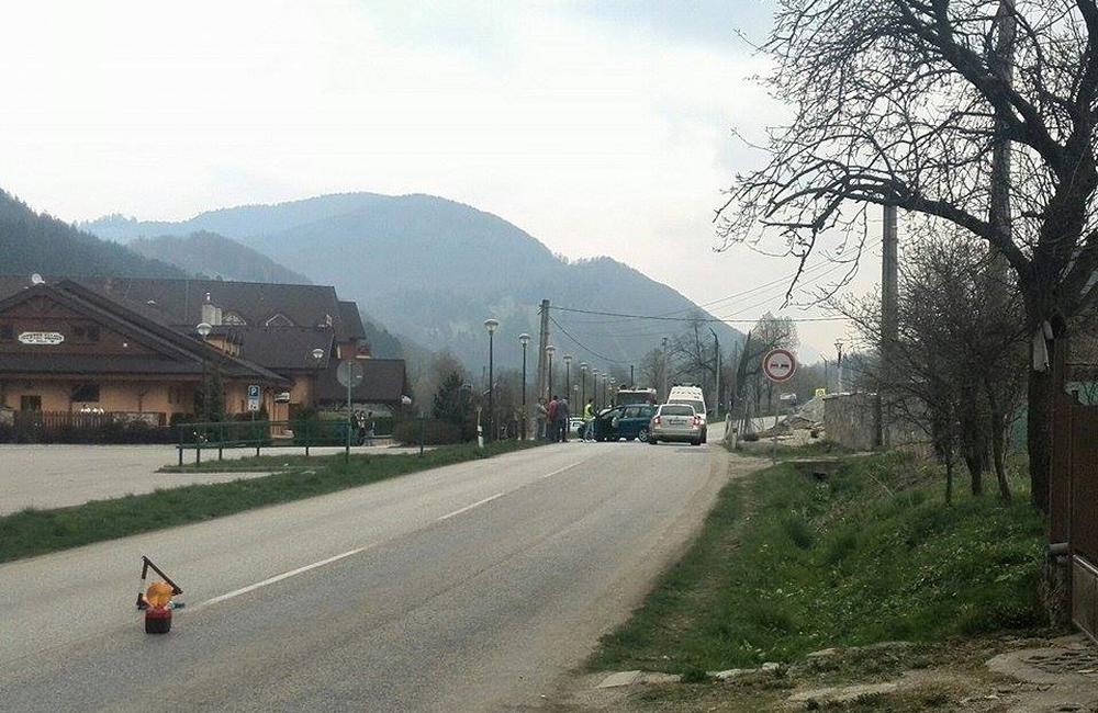 Čelná zrážka vozidiel v Belej pri Žiline, foto 1