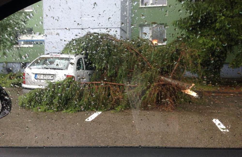 Kompletný fotoalbum z búrky v Žiline 21.7.2014, foto 17