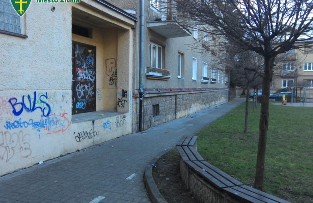 Poškodzovanie fasády objektov maľovaním grafitov, foto 3